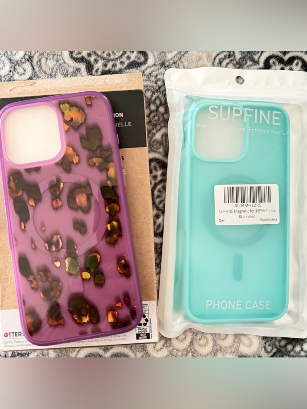 Otter-box Purple Leopard MagSafe iPhone 16 Pro Max Case w/ extra Blue Green case